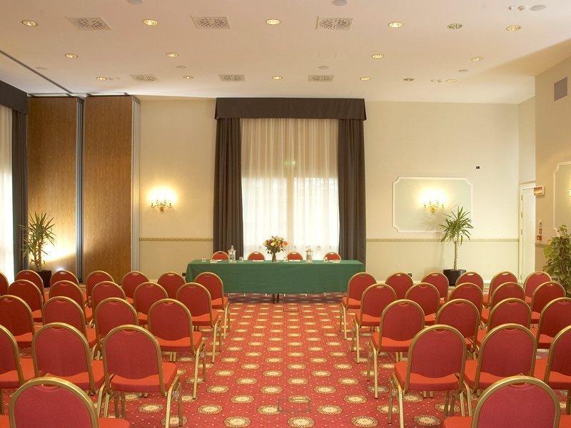 Holiday Inn Bologna San Lazzaro Σαν Λάτζαρο ντι Σάβενα Εξωτερικό φωτογραφία