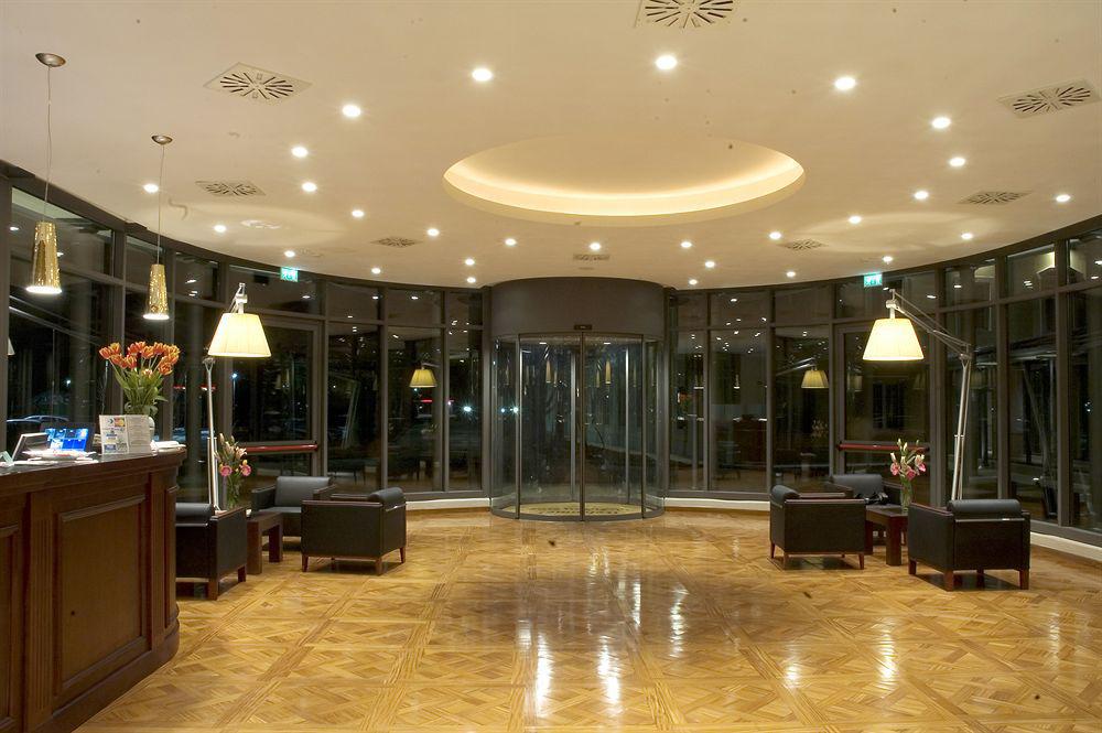 Holiday Inn Bologna San Lazzaro Σαν Λάτζαρο ντι Σάβενα Εξωτερικό φωτογραφία